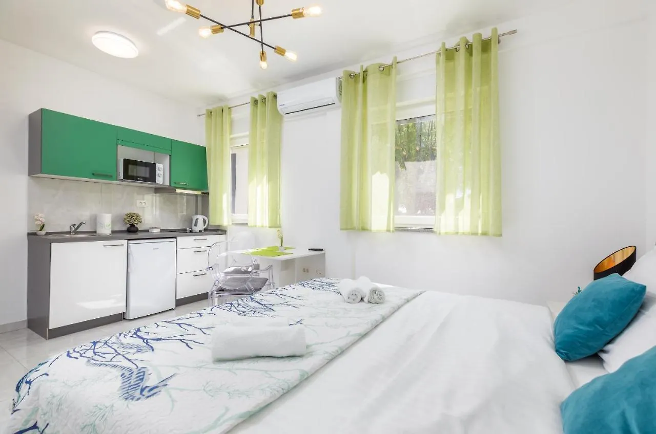 Marine Lux Apartments Pula Croatia