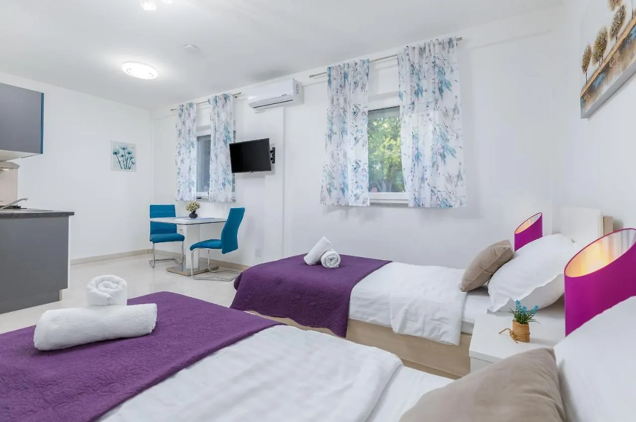 Marine Lux Apartments Póla